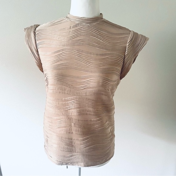 Beige / Tan Sleeveless Shift - Size M - Great Condition - Picture 8 of 10